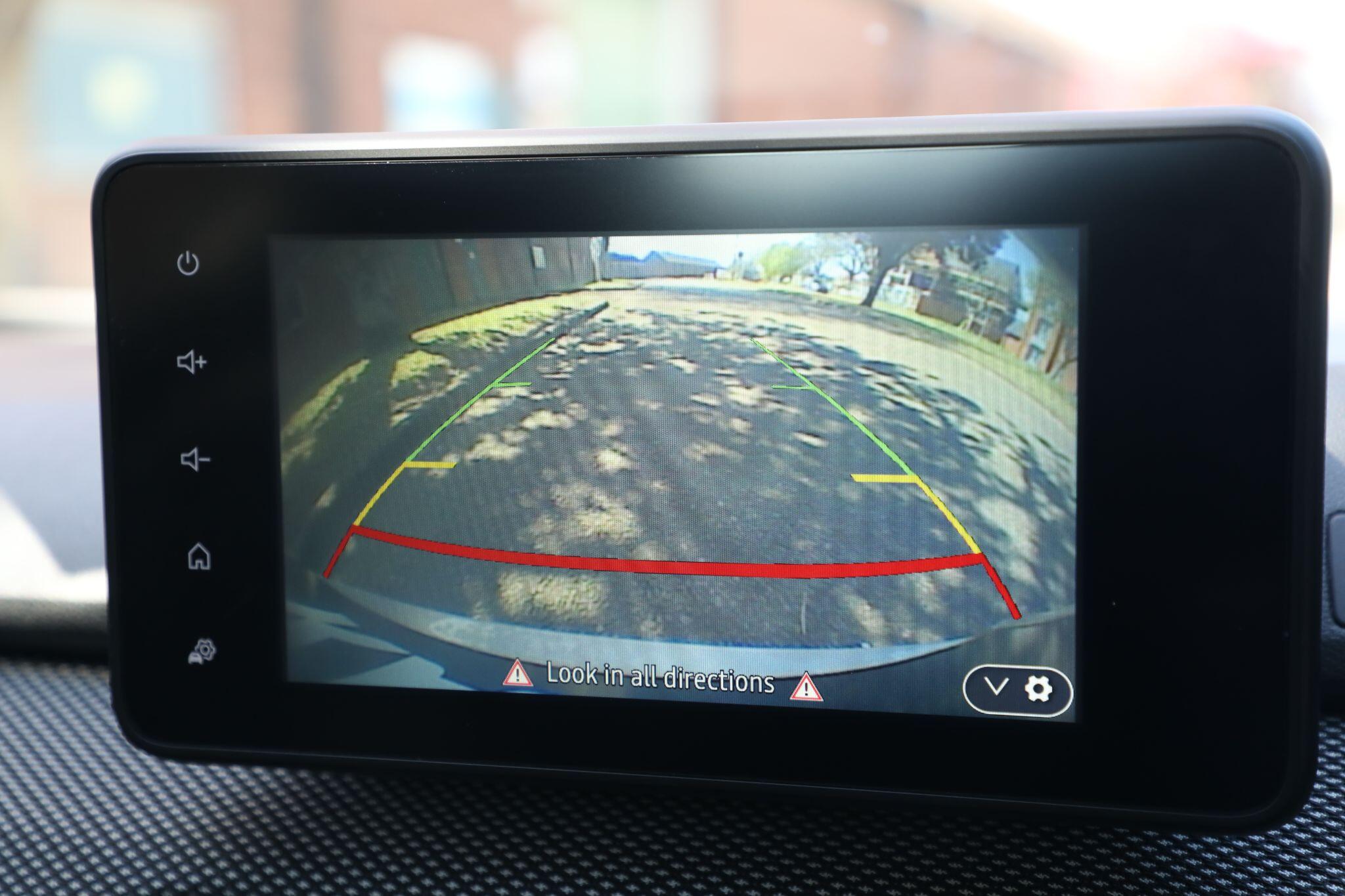 Large vehicle image